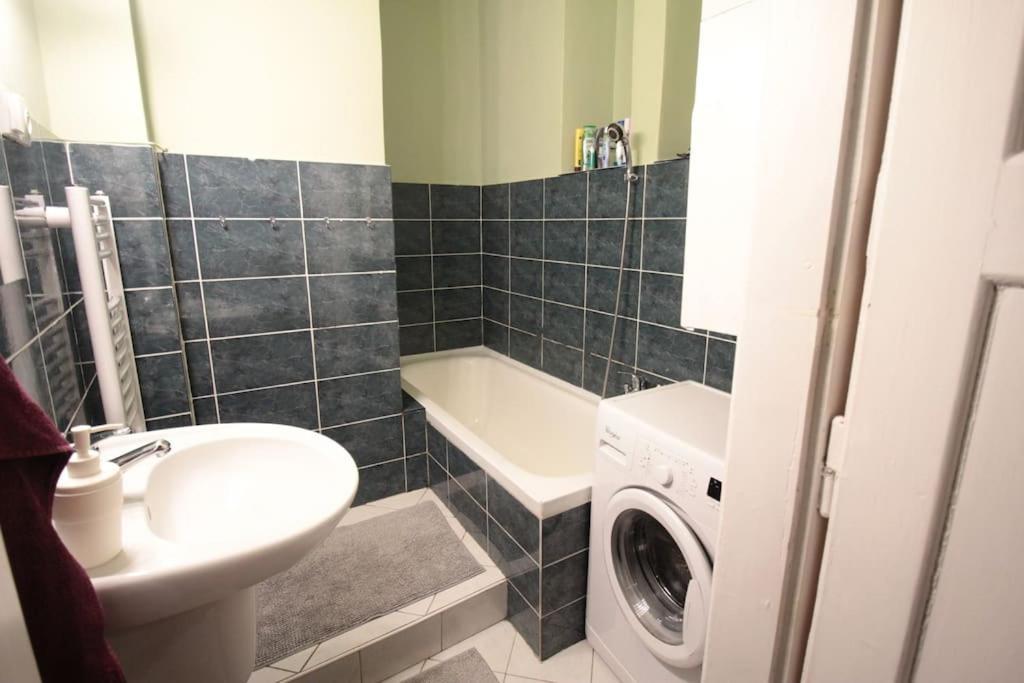 2 Bedrooms Close Vysehrad - Congress Centrum Praga Exterior foto
