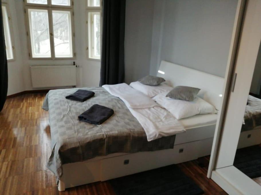 2 Bedrooms Close Vysehrad - Congress Centrum Praga Exterior foto