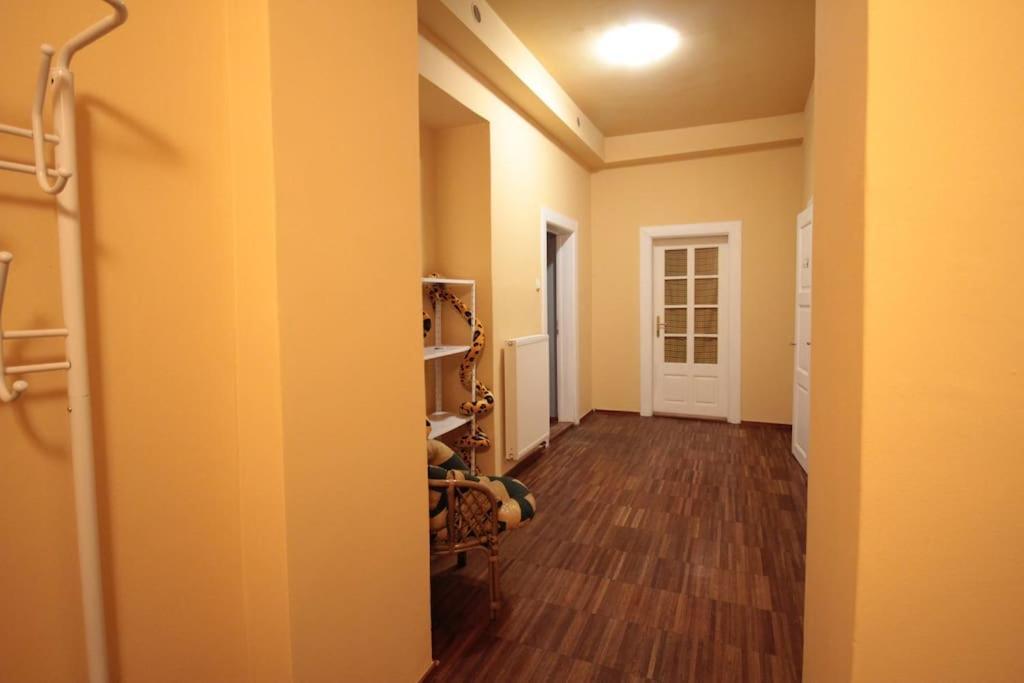 2 Bedrooms Close Vysehrad - Congress Centrum Praga Exterior foto